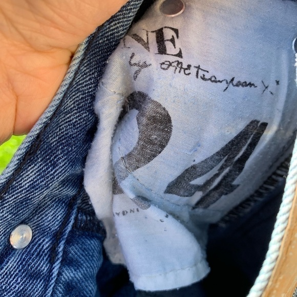 One teaspoon acid wash awesome baggies distressed jeans - Picture 6 of 7